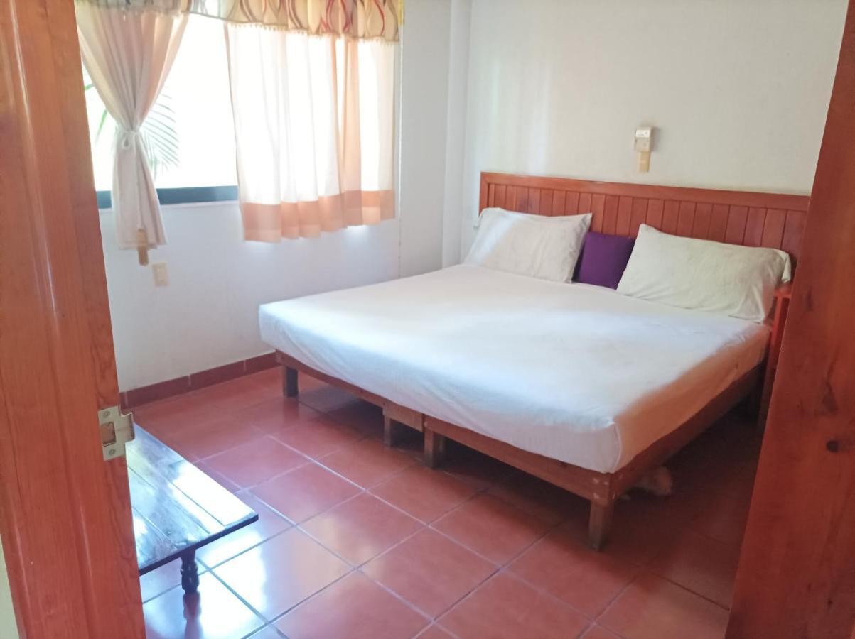 Hotel Villa Tulipanes Zihuatanejo Extérieur photo